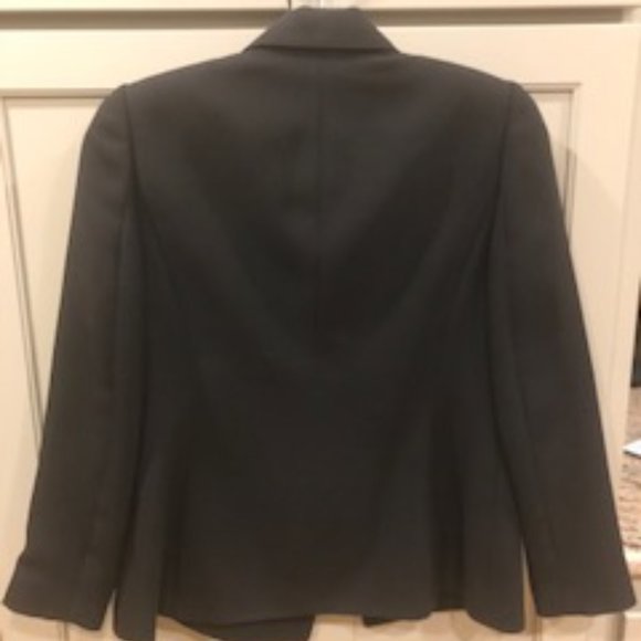 Bicci P. Business Attire Jacket - Picture 5 of 5